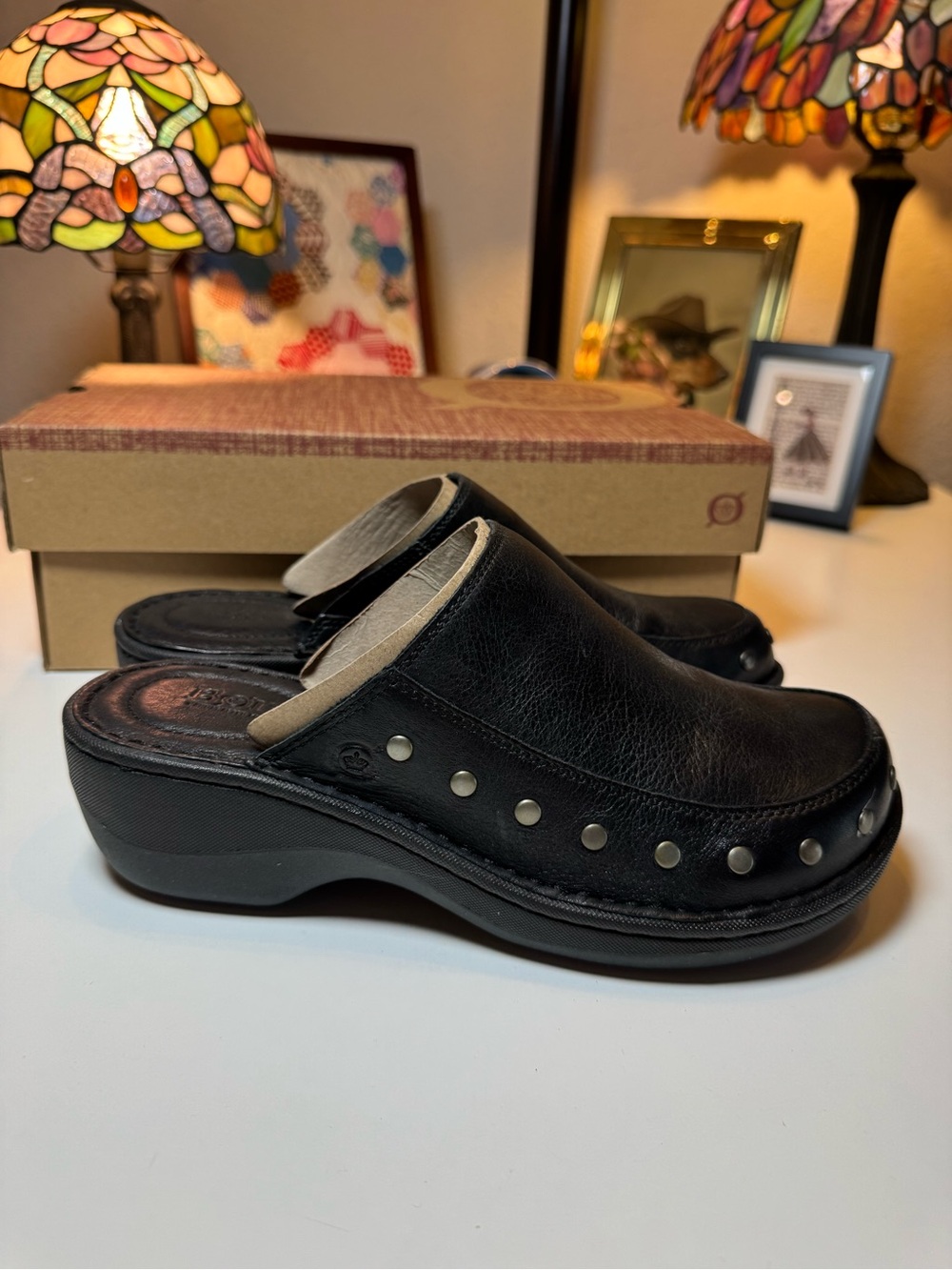 Born Majesty Black Leather Studded Clogs New in Box Size 7